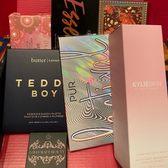 $40$❤️ Sale prices New 4 set of Eye shadow